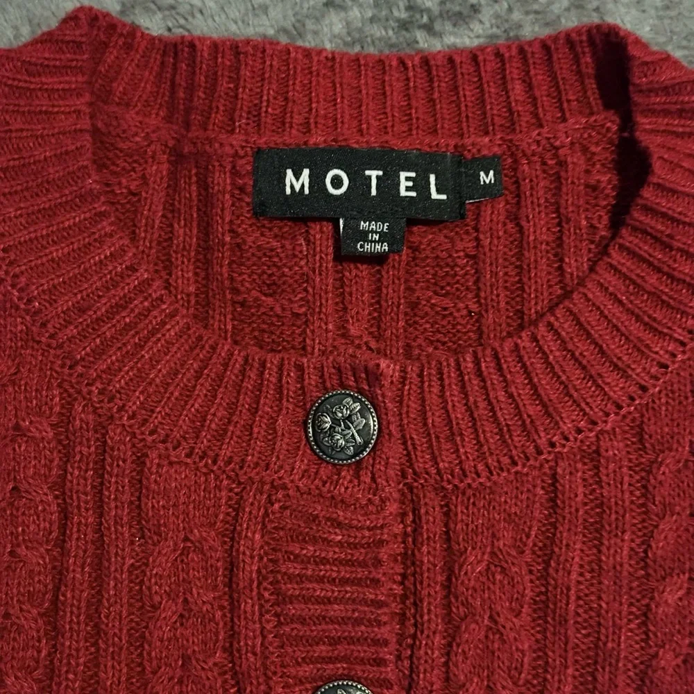 Motel Rocks Cableknit Cardigan - Picture 2 of 2